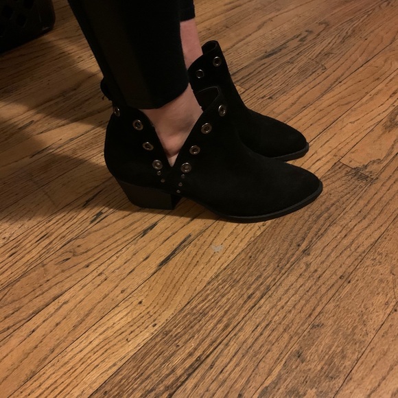 Ankle booties CL by laundry 8.5 - Picture 3 of 4